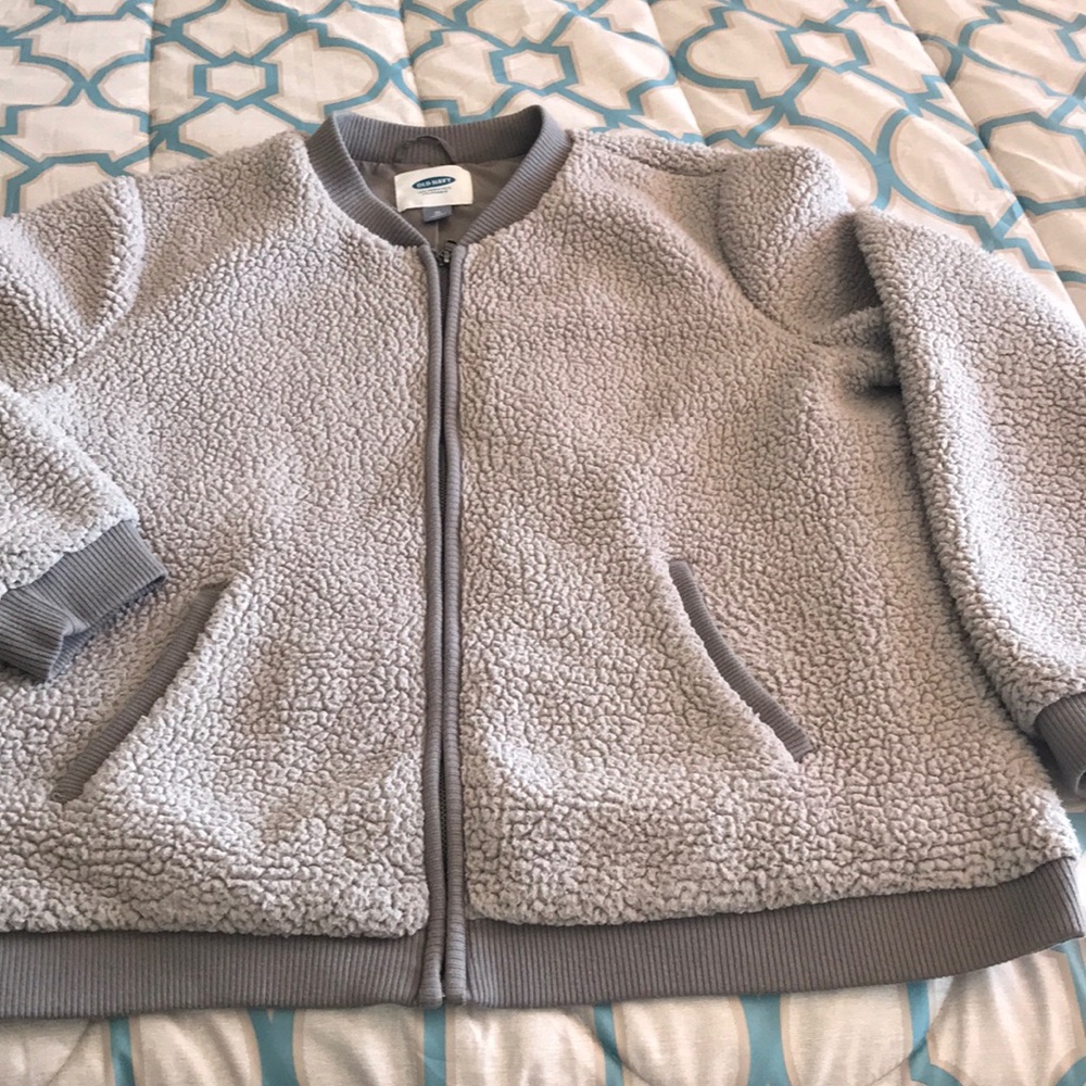 Grey Jacket - Picture 4 of 4